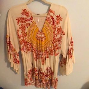 Free People 100% rayon boho top. Sz XS